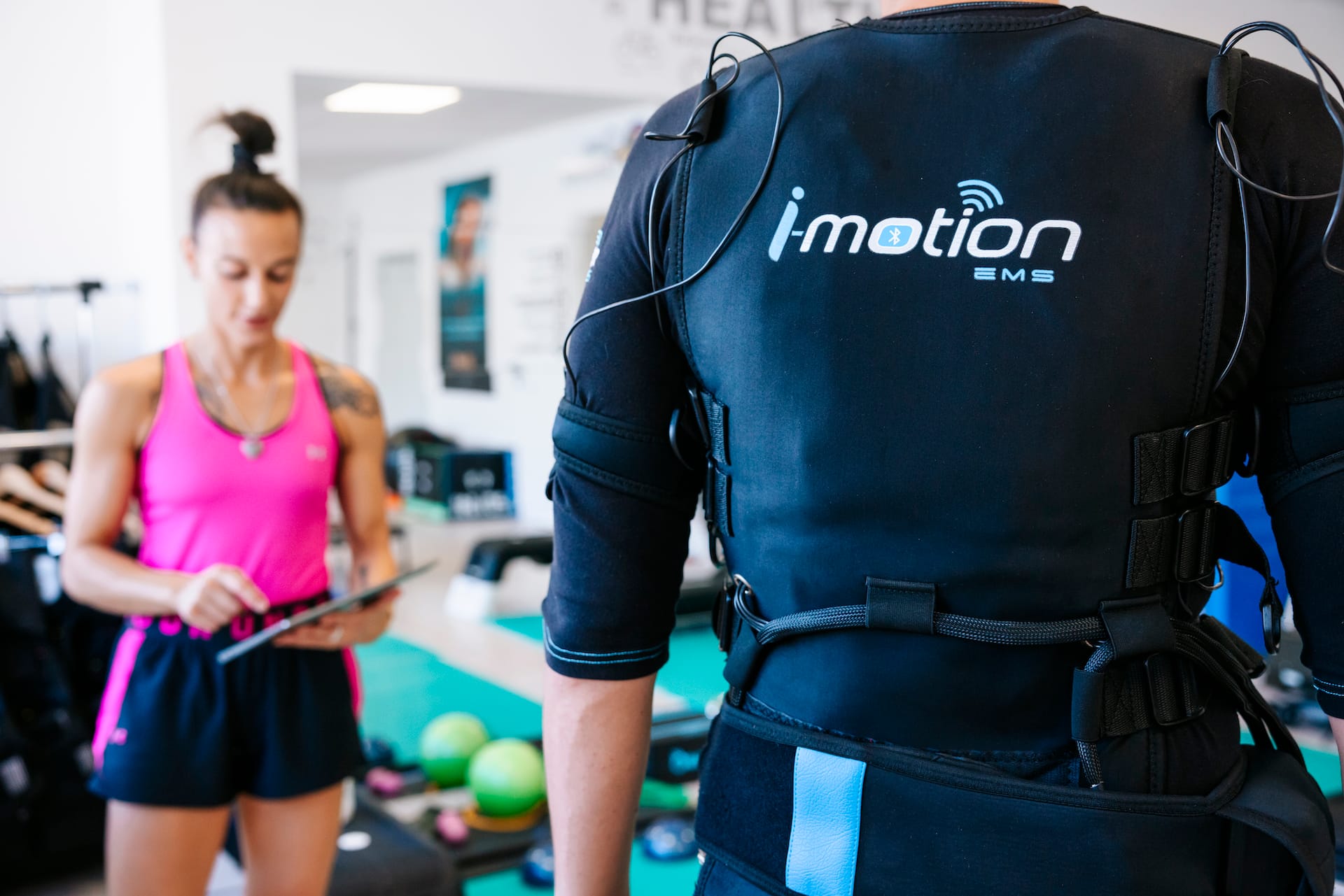Read more about the article EMS Studio Lugano – Trasforma il Tuo Corpo e la Tua Mente